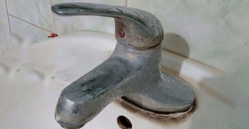 Có rất nhiều nguyên nhân dẫn đến tình trạng vòi nước rỉ sét Có rất nhiều nguyên nhân dẫn đến tình trạng vòi nước rỉ sét