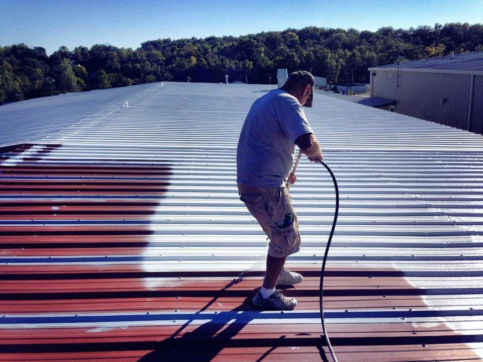 chat-phu-chong-ri-set-kim-loai-tang-do-bam-dinh-cho-cau-kien