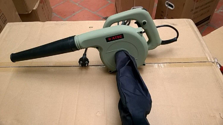 son-chong-an-mon-kim-loai-can-thoi-bui-truoc