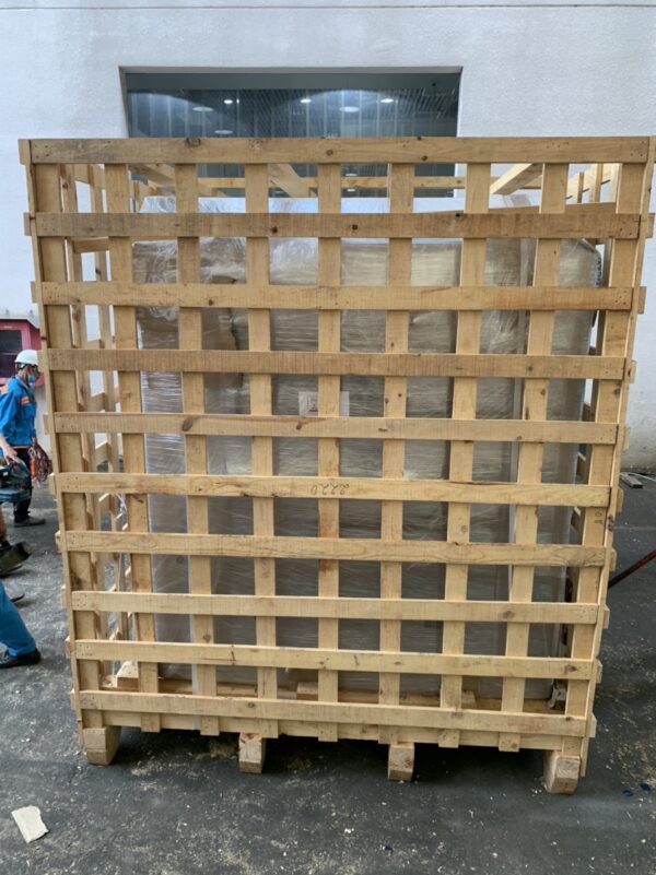 dich-vu-dong-thung-go-pallet-gia-re-tot-uy-tin-tai-tphcm-ha-noi-3-600x801