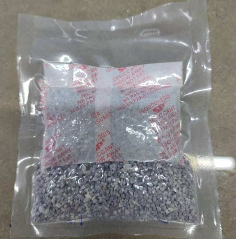 goi-hut-am-dat-set-hoat-tinh-clay-SP-1-768x1024